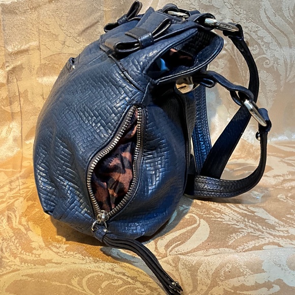 B. Makowsky double handle black large pebble leather texture bag.  10-B1Cb - Picture 6 of 10